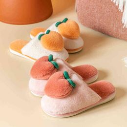 2021 Winter Home Slippers Non-slip Indoors Bedroom Floor Warm Shoes Lovely Peach Girl Slippers Plush Fur Sweet Fruit 36-45 Y1206