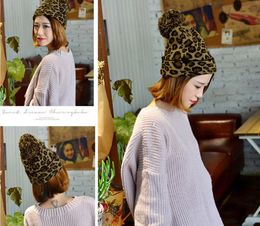Fashion Leopard cap Man/Women Hip-hop Knitted Hat Winter Thicken Warm Caps Pompon Beanie Hats XY479