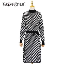 TWOTWINSTYLE Plaid Elegant Dress For Women Stand Collar Long Sleeve High Waist Lace Up Bowknot Midi Dresses Female Fashion 210517