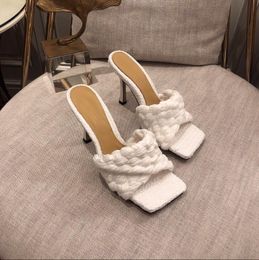 2021 sandali da donna di design di lusso sandali in pelle sandali estivi da donna moda scarpe da pantofola in tessuto tacco alto di alta qualità con dimensioni della scatola 35-41