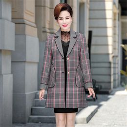 Women's Trench Coats Women Coat Mid-length Plaid 2021 Spring Autumn Large Size 5XL Casual Windbreaker Overcoat Mother Loaded A1296