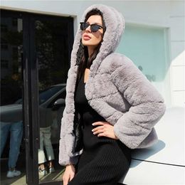 Fashion High Quality Furry Faux Fur Coats and Women with Hooded Winter Elegant Thick Warm Outerwear Fake Fur Jacket 211122