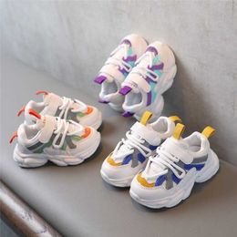 New Children's Casual Shoes Kids Fashion Breathable Mesh Soft Bottom Non-Slip Boy Outdoor Sneakers Lighted Sport Shoes Footwear G1025