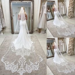 Beautiful Wedding Veils Appliques Lace 1 Tier with comb for Girls Cathedral Luxury Long Chapel Length