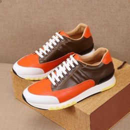 Luxury Brand Men Running Shoes Casual Fashion Sport Shoes For Male Top Quality Outdoor Athletic Walking Breathable Man Sneakers MKJaa489