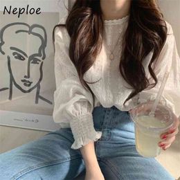 Korean Lace Hook Flower Ol White Blouse Women O Neck Lantern Long Sleeve Loose Blusas Spring Simple Shirt Femme 210422
