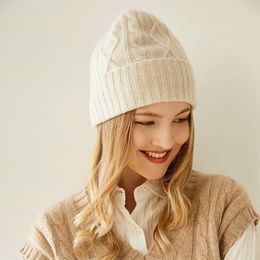 100% Goat Cashmere Knitted Headgear Soft and Warm Thicker Hats for Girls Winter Autumn 3Colors Fashion Hat 211229