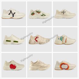 Rhyton Sneakers Luxury Lips Shoes Classic Do-old Trainers Designer fashion Man Woman apple Worldwide Dorky dad Leather Shoe