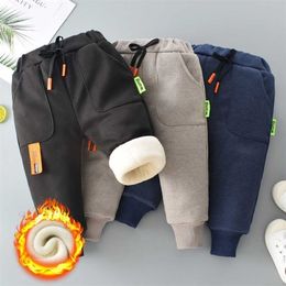 Winter Kid Thick Fleece Trousers Autumn 2-8Y Children Straight Warm Sports Pant Baby Girl Elastic Waist Jogger Sweatpant for Boy 211103
