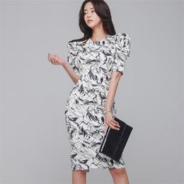 Summer Women Puff Sleeve Print Bodycon Dresses Korea Elegant Fashion O-Neck Office Pencil Party Dress Vestidos 210519