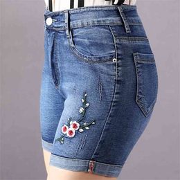 Summer women fashion straight style high waist hell rolled up denim shorts female trendy embroidery jean casual bottom 210323