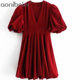 Red Velvet Bud Dress Summer Fashion Puff Sleeve V Neck High Waist Women Party Female Casual Mini Skater 210604