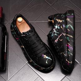 2022 Nuove scarpe di moda Designer Men Color Patchwork Air Cushion Platform Shoes Causal Flats Mocassini Punk Rock Sneakers a piedi