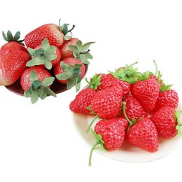 Party Decoration Artificial Fruit Fake Strawberry Plastic Simulation Ornament Craft Pography Props Christmas Home Decor