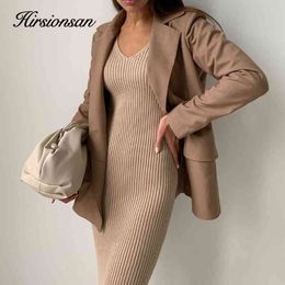 Hirsionsan Elegant Autumn Winter Dresses Women Elastic Bottoming Khaki Long Sweater V Neck Straight Knitted Pullovers with Belt 210322