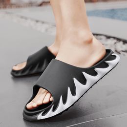 Outdoor Black Slippers Breathable and lightweight Lady Gentlemen Flip Flops Mens Womens Sandy beach shoes Shower Room Indoor