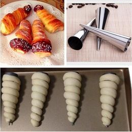 6pcs Pcs Conical Tube Cone Roll Moulds Spiral Croissants Moulds Cream Horn Mould Pastry Mould Cookie Dessert Kitchen Baking Tool