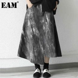 [EAM] High Elastic Waist Grey Tie Dry Asymmetrical Casual Half-body Skirt Women Fashion Spring Autumn 1DD7618 21512