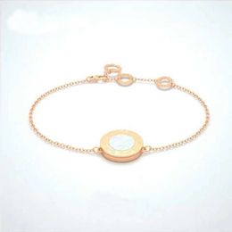 High quality ladies fashion chain adjustable bracelet one side red agate luxury design jewelry wholesale with original high-end box