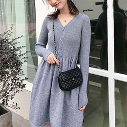 Women sweater V-neck knitted dress Fashion Autumn Winter solid Thick elegant high-waist slim female Woollen 210524