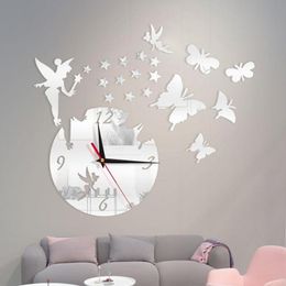 Wanduhren DIY Geometrische Uhren Spiegel Acrylquarzuhr Sterne und Schmetterlingsdekorationsaufkleber