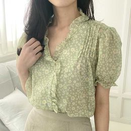 Chic Gentle Fresh V Neck Puff Short Sleeve Fungus Floral Print Blouse Women Summer Single-breasted Chiffon Shirts Sweet Tops 210610