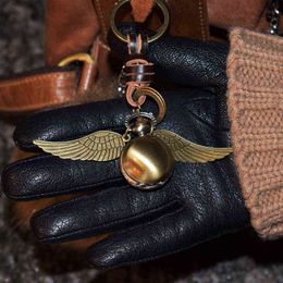 Leather Chain Key Holder Keychain Angel Wing Movie Film Accessories Key Chain For Car Key And Handbag Jewelry Gift For Women Men H1126