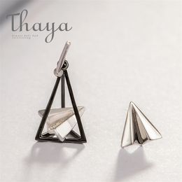 -Boucles d'oreilles Thaya Paper Airplane Triangulaire S925 Silver Ear Stud pour femme Simple Elegant Dream Bijoux personnalisé 210618