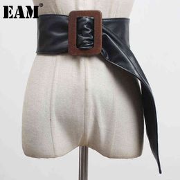 [EAM] Pu Leather Green Big Buckle Wide Long Belt Personality Women New Fashion Tide All-match Spring Autumn 2022 1DB279 AA220312