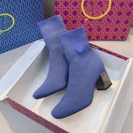 Designer zíper botas nuas senhoras de alta qualidade primavera e outono moda novas botas casuais couro antiderrapante cinto caixa 35-40