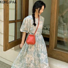 Korejpaa Women Dress Summer Korean Retro Elegant O Neck Ink Halo Dyed Print Waist Slim Bubble Sleeves Long Chiffon Dresses 210526