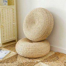 1 Pcs Natural Straw Round Pouffe Tatami Cushion Floor Cushions Meditation Yoga Round Mat Chair Cushion Japanese-style Cushion 211215