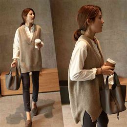 V neck Girls Pullover vest sweater Autumn Winter Short Knitted Women Sweaters Vest Sleeveless Warm Sweater Casual oversize 210830