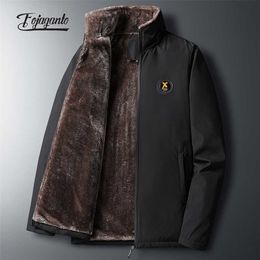 FOJAGANTO Men's Winter Mature Parkas Coat Youth Plus Velvet Thick Warm Jacket Solid Colour Casual Lapel Cotton Jacket Men 211129