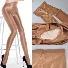 Sexy Dancing in Nylons Sexy Dancing in Nylons