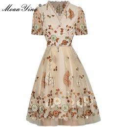 Women's Summer Vintage Mesh Dress Fashion Designer Elegant V-neck Short sleeve Embroidered Party Mini 210524
