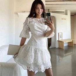 Elegant Hollow Out Dress Women Puff Sleeve Embroidery Lace White Ruffles Cake Beach Mini Dresses Female Summer Vestidos 210519