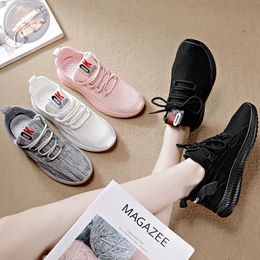 2023 Super Light Breathable Running Shoes Men Womens Sport Knit Black White Pink Grey Casual Couples Sneakers EUR 35-41 WY01-F8801