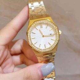 Classic brand quartz watch gold Colour white dial lady Tapisserie clock stainless steel wristwatch