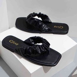 Slippers Fashion Women Flip Flops Sell Well Temperament Flat Sandals Pleated Design Home for Outer Wear Woman Shoes 220304
