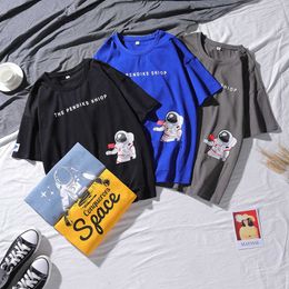 Varsanol Fashioin Men's T Shirts Space Astronaut Graphic Printed Cotton Harajuku Tee Tops Short Sleeve Streetwear Men Clothes 210601