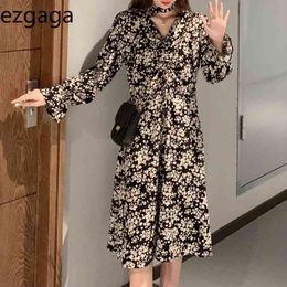 Ezgaga Vintage Long Sleeve Elegant Dress Women Spring V-Neck Halter Hollow Out French Style Floral Printed Dresses Vestidos 210430