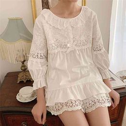 Summer Women's Lolita Flower Embroidery Pajama Sets Tops+Shorts.Vintage Ladies Girl's Pyjamas set.Victorian Sleepwear Loungewear 210831