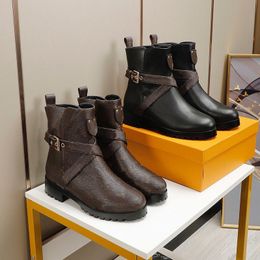 Klassische Damen-Designer-Stiefeletten, Absatz, echtes Leder, Kreuzschulterriemen, Metallschnalle hinten, Stiefel, Martin-Booties, Schuttsohlen, Größe 35–40