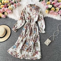 Neploe Stand Collar Chiffon Print Dress Women 2021 Summer New Elegant Slim Fit Pleated Dresses Chic Button Big Swing Vestidos Y0823