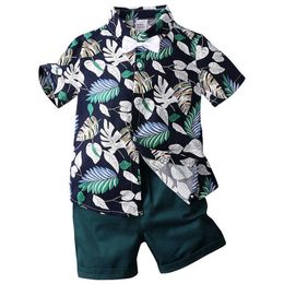 2 Pcs Set T-Shirt Shorts for Boys Kids Children Tops Pants Summer Baby Toddler Boy Clothing Short Sleeve Leaf Bow Tie T Shirts X0802