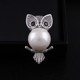 Lovely Pearl Owl Ladies Small Brooch With Jewellery Micro-Inlaid Gem High-End Collar Pin Elegant Sweet Banquet Corsage