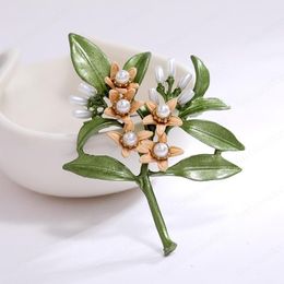 Vintage Green Colour Plant Pearls Neroli Brooch Pin Tree Flower Brooches for Women Coath Accessories Gifts