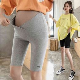 624# Summer Thin Cotton Maternity Short Legging Low Across V Waist Belly Half for Pregnant Women Pregnancy Pencil Shorts 210918