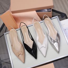 2021 Summer Flat Sandals Female Small Pointed Bowknot Backspace Comfortable Baotou Simple Shoes